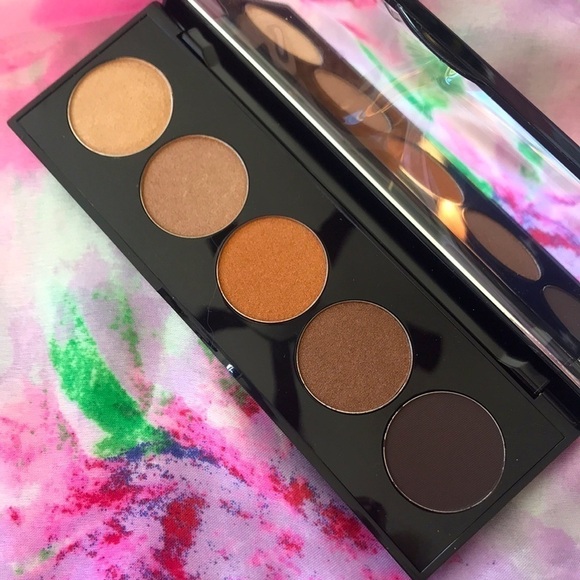 Brand New Bobbi Brown Golden Nudes Eye Shadow Palette - Picture 3 of 15